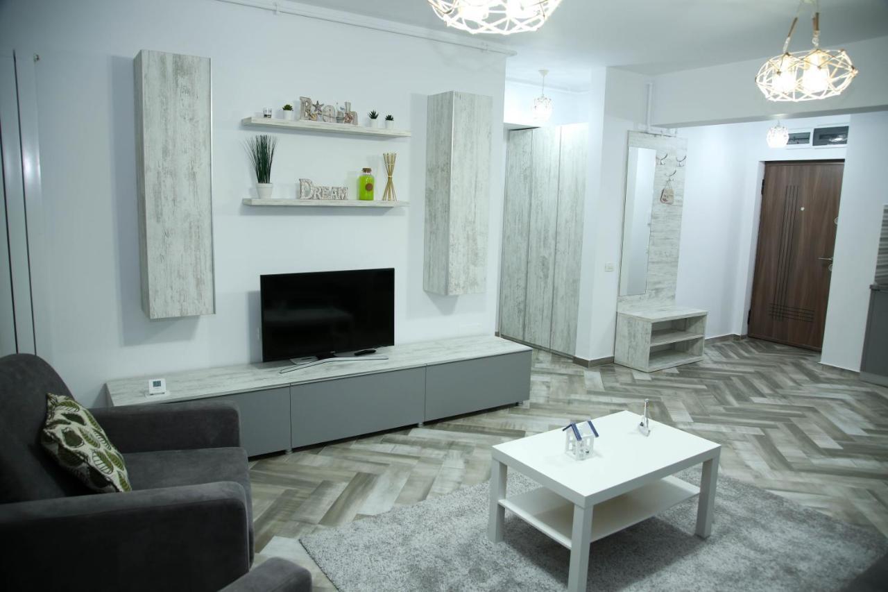 Myamar Apartment Mamaia Dış mekan fotoğraf