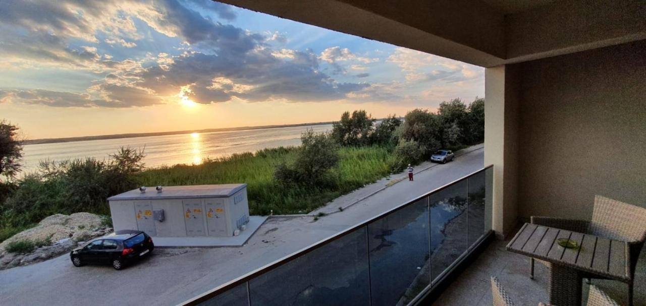Myamar Apartment Mamaia Dış mekan fotoğraf